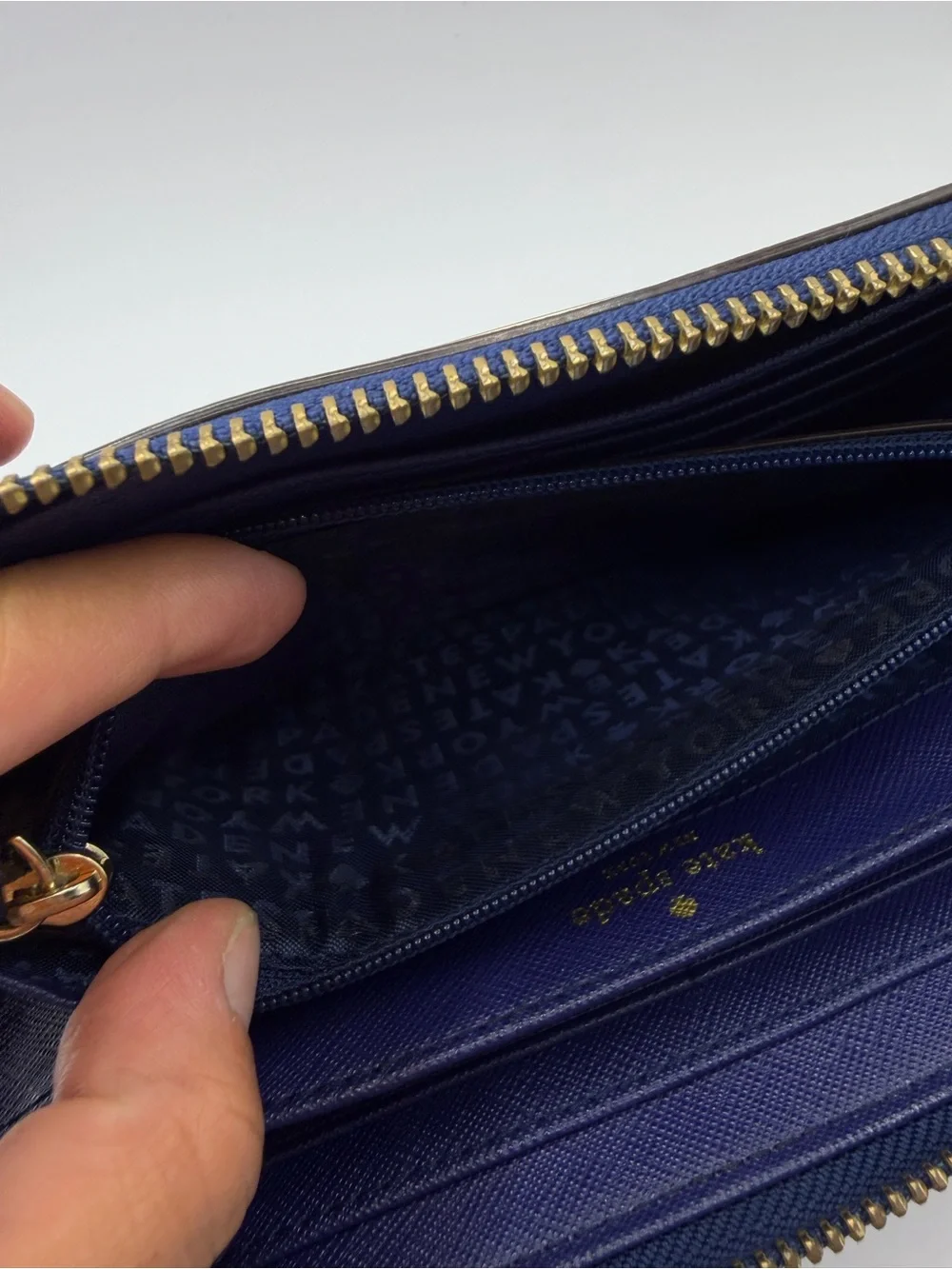 Kate Spade leather large travel wallet blue zip-around organizer dark blue